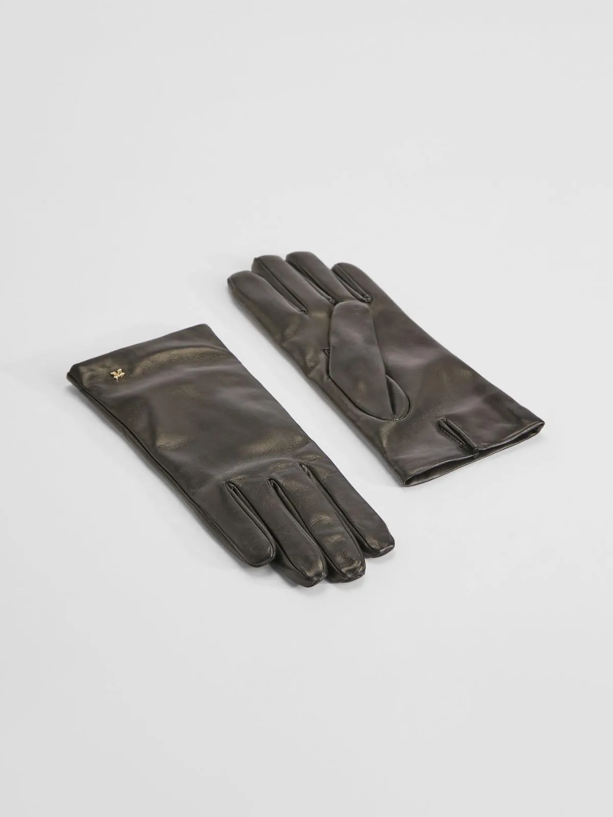 Nappa leather gloves