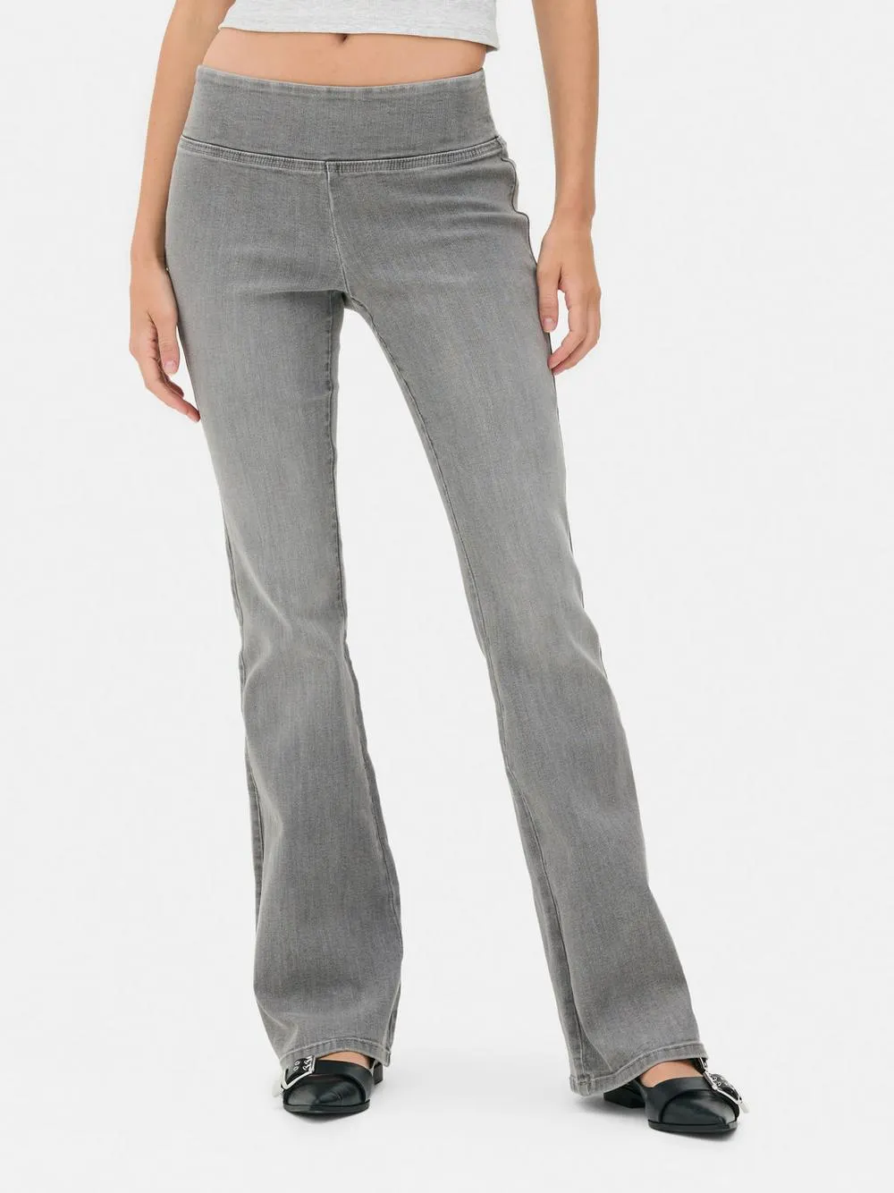 Mid-Rise Flare Jeggings