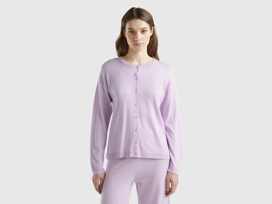 Crew neck cardigan with buttons