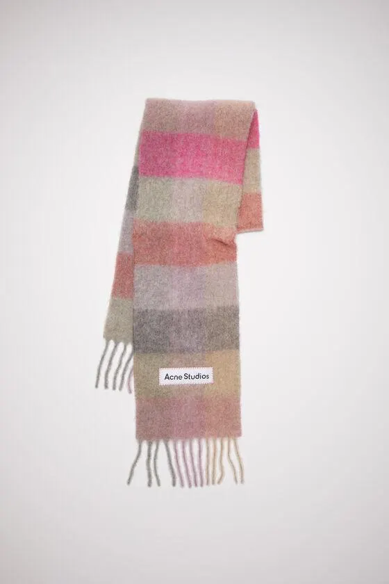Mohair checked scarf