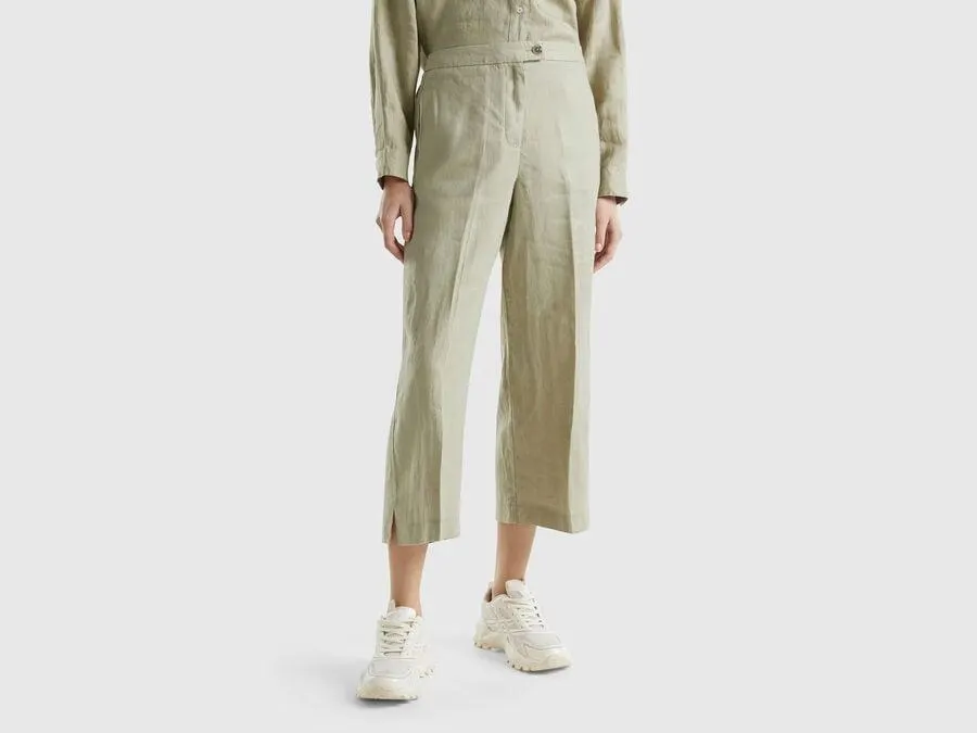 Cropped trousers in pure linen