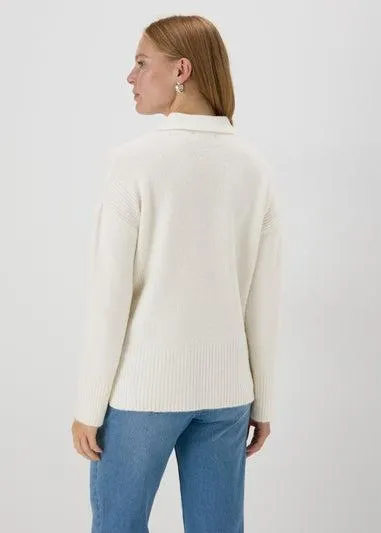 Cream Ribbed V-Neck Jumper