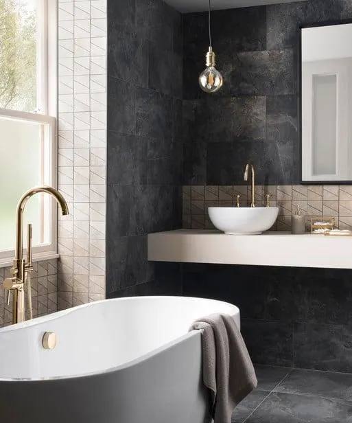 Graphite Tile (30.5cm x 60.5cm)