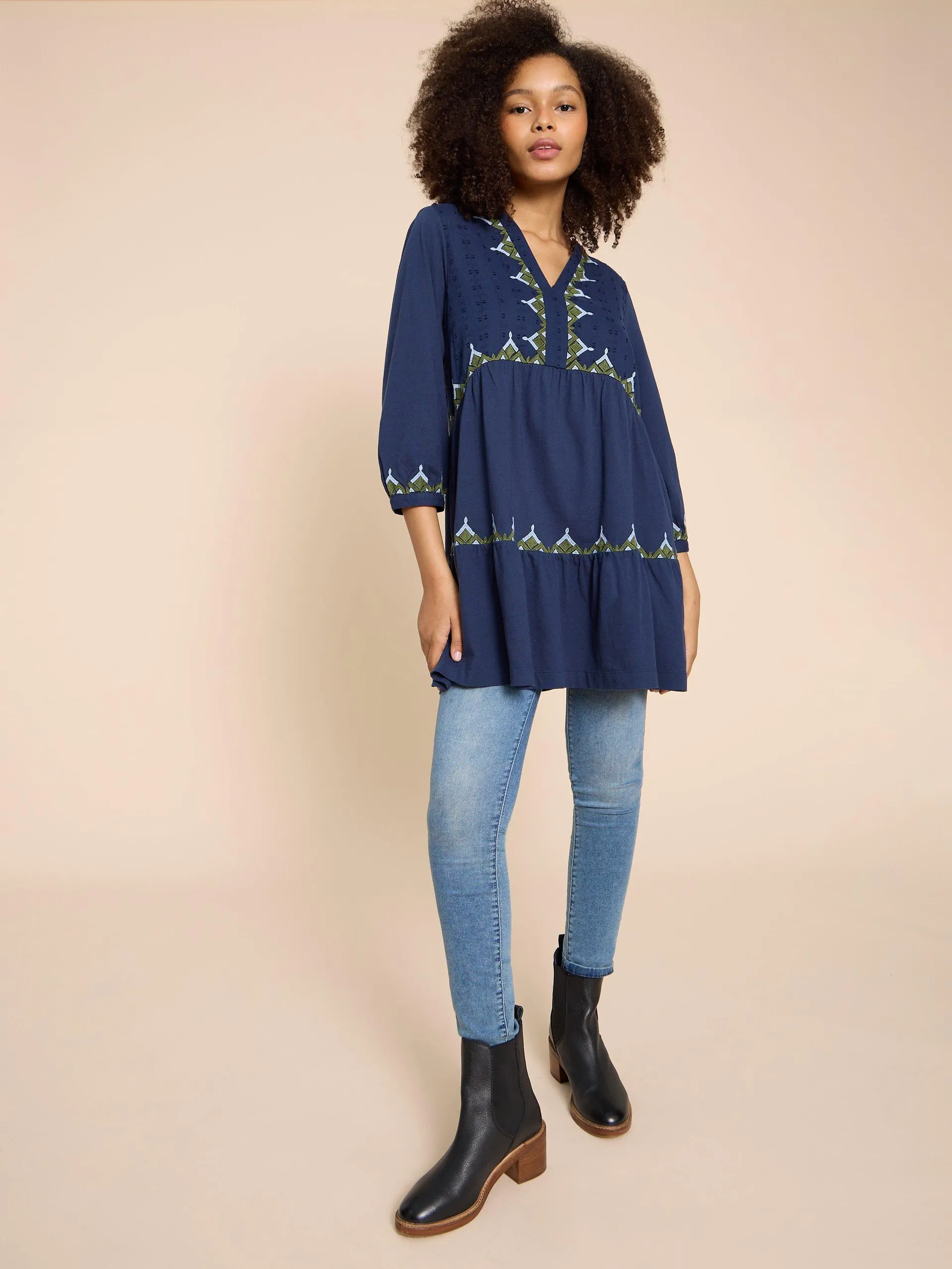 MARTA EMBORIDERED TUNIC in NAVY MULTI