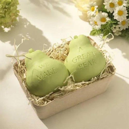 We Make a Great Pear – Pear Shaped Chocolates