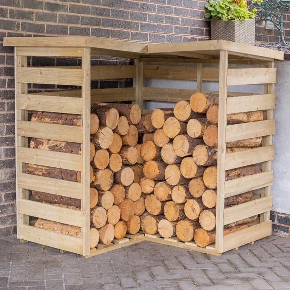 Corner slatted log store