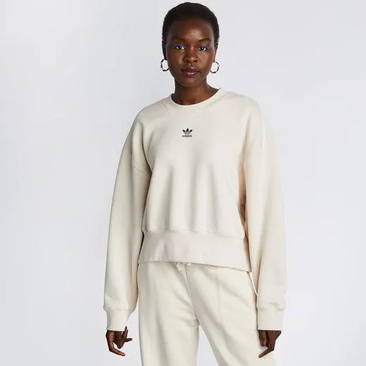 adidas Trefoil Moments