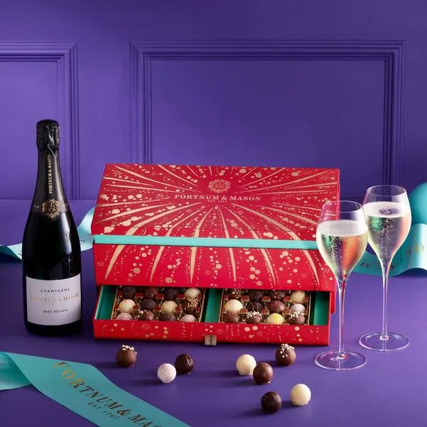 The Christmas Champagne & Chocolate Gift Box