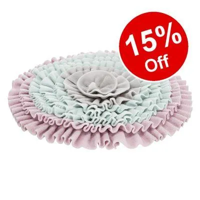 Trixie Junior Sniff and Search Dog Mat & Dog with Rope - 15% Off!*