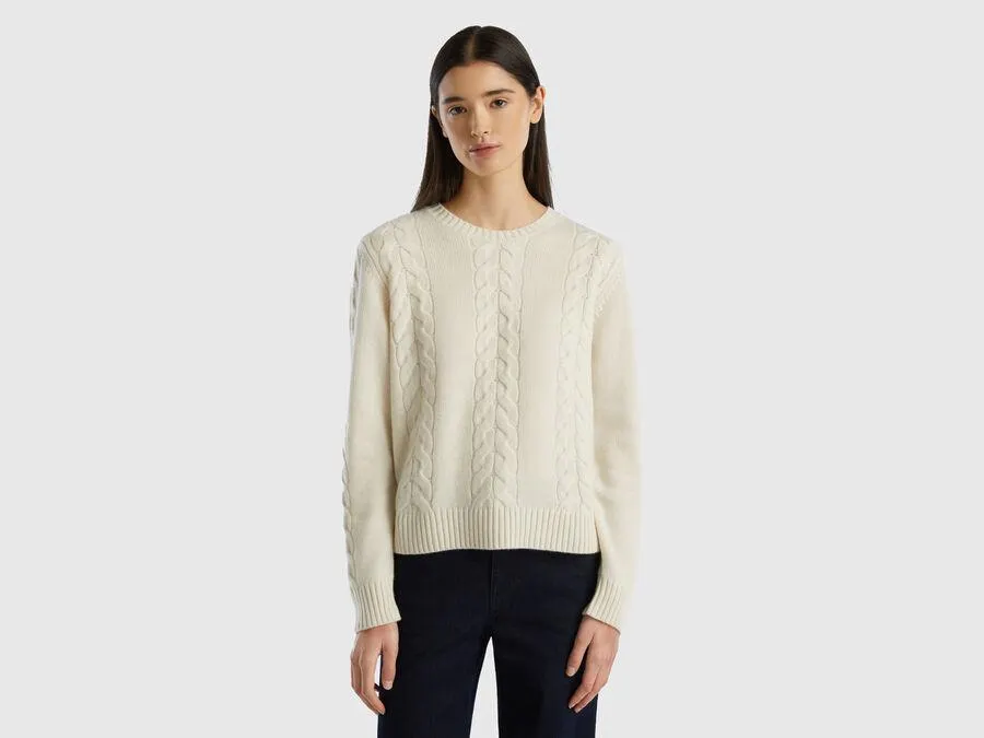 Cable knit sweater in pure cashmere