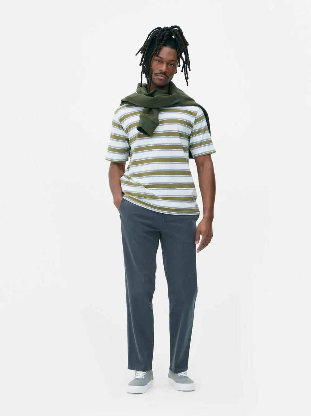 Camiseta a rayas con textura de The Stronghold