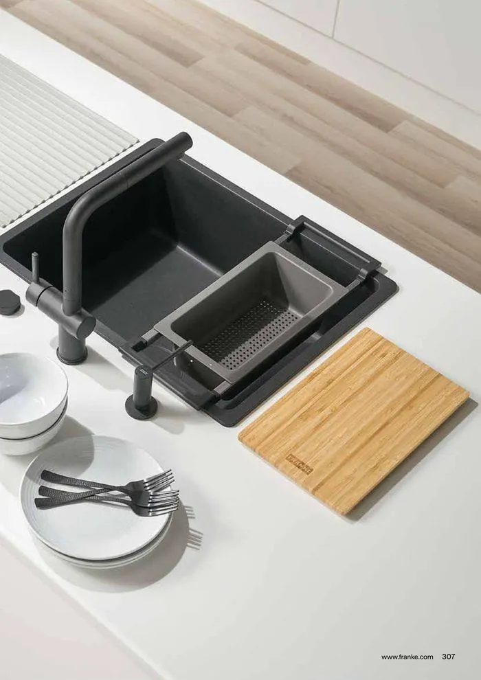 Collections 2024-2025 from 13 March to 31 December 2025 - Catalogue Page 307