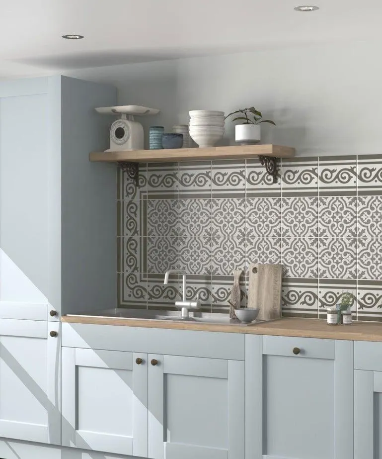 Charcoal Corner Tile