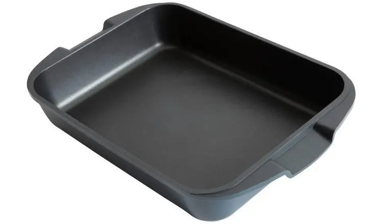 Habitat Cast Aluminium Medium Aluminium Roasting Tin