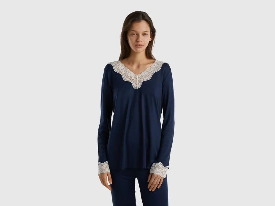 Top with lace detail