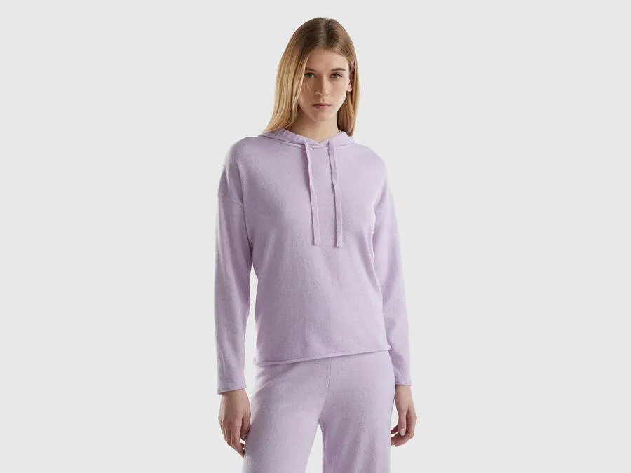 Light lilac cashmere blend sweater with hood