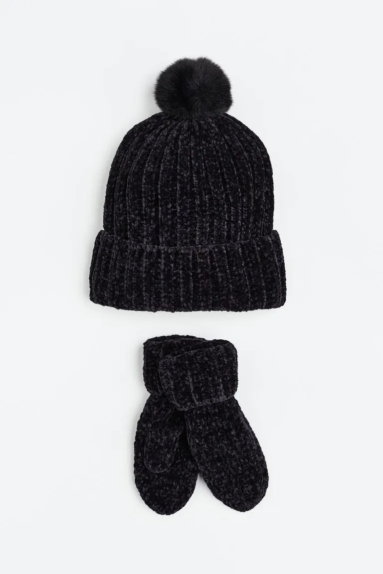 2-piece chenille set