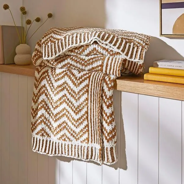 Chenille Chevron Throw 130cm x 180cm