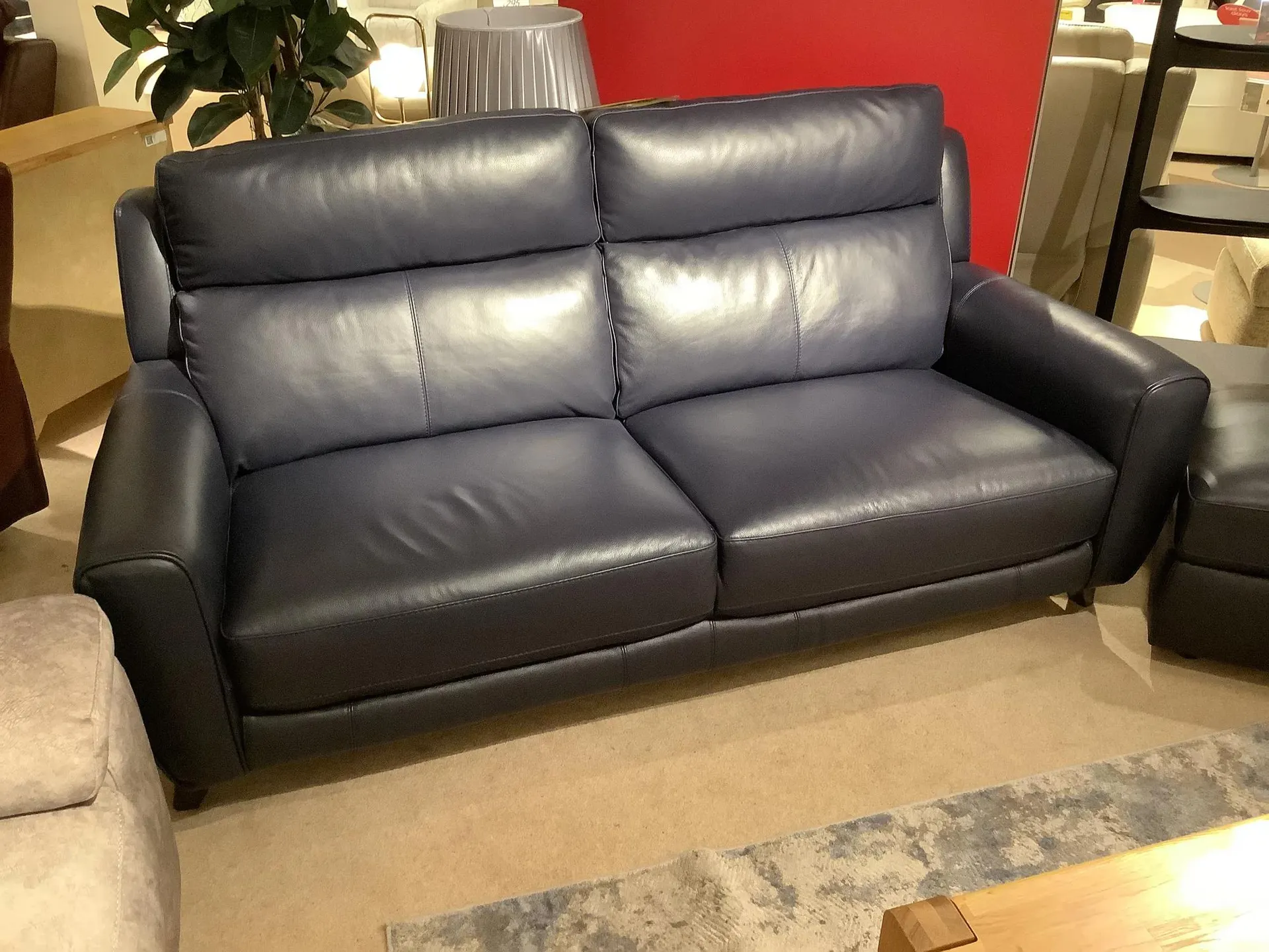 Zen 3 str Sofa & Power rec/lumbar/headrest Chair & Stool