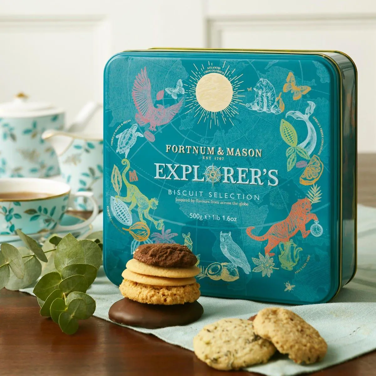 Explorer's Biscuit Selection Tin, 500g