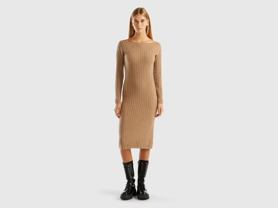 Knit dress with boat neck