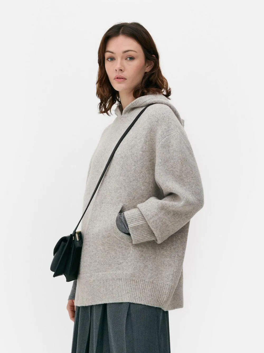 Felpa con cappuccio lavorata a maglia basic