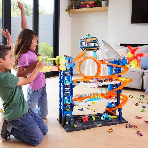 Hot Wheels City Ultimate Garage Playset