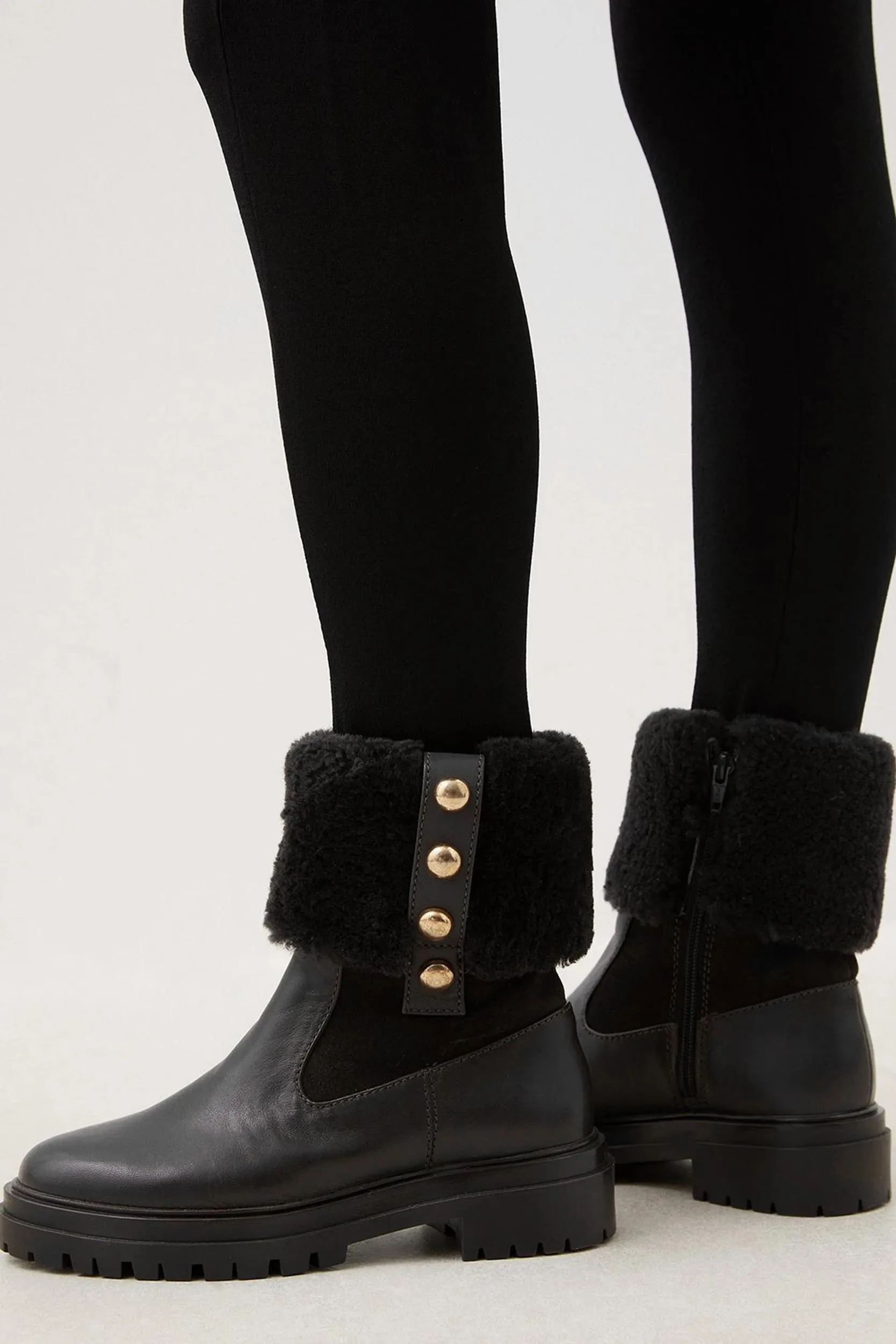 Shearling Leather Trim Detail Chelsea Boot