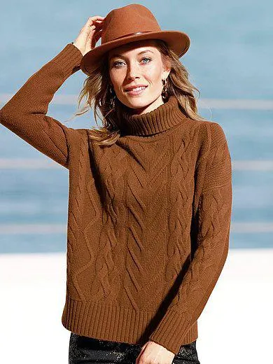 Roll-neck jumper in 100% new milled wool