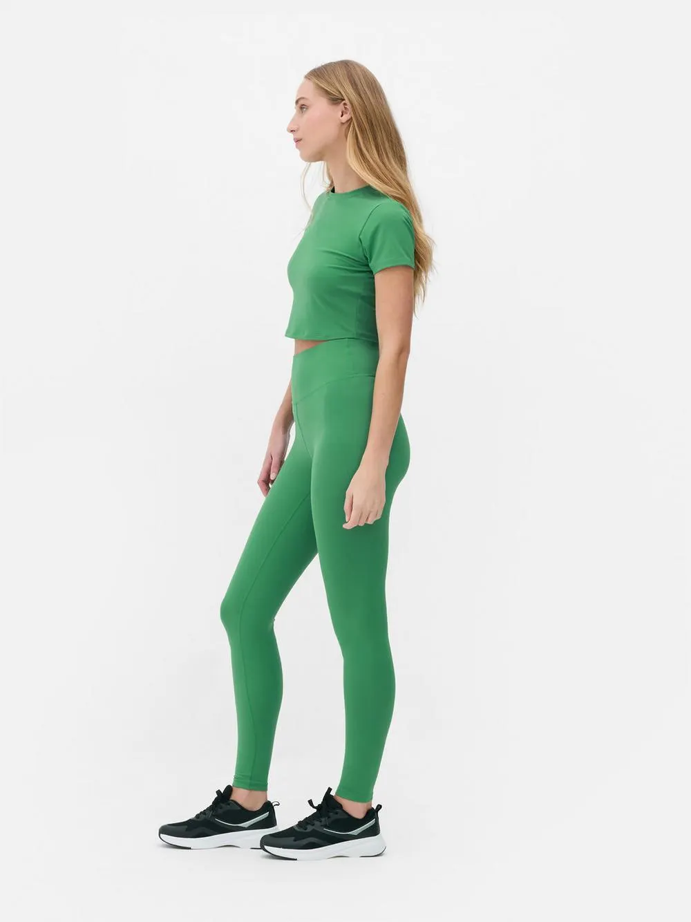 Heboučké zkrácené tričko