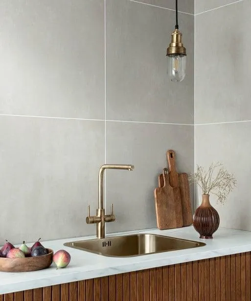 White Tile (60cm x 60cm)