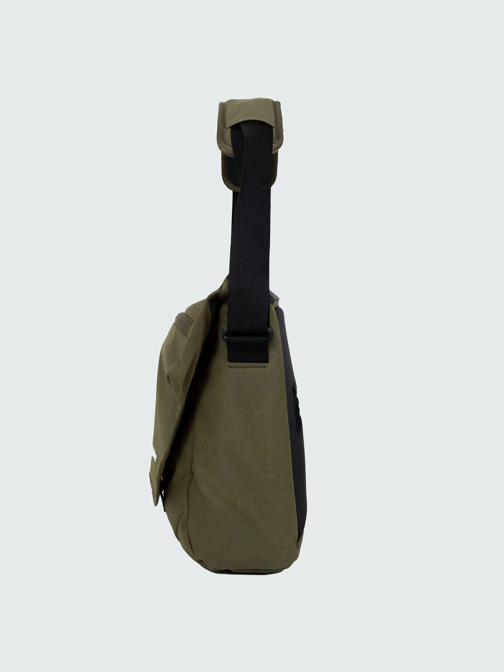 Nautilus Messenger Bag