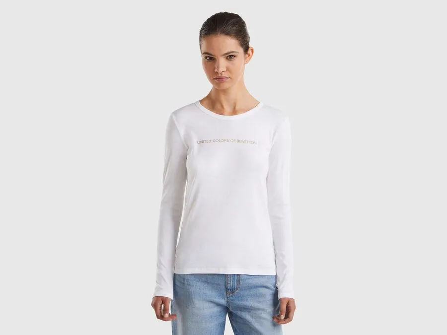 Long sleeve white t-shirt in 100% cotton
