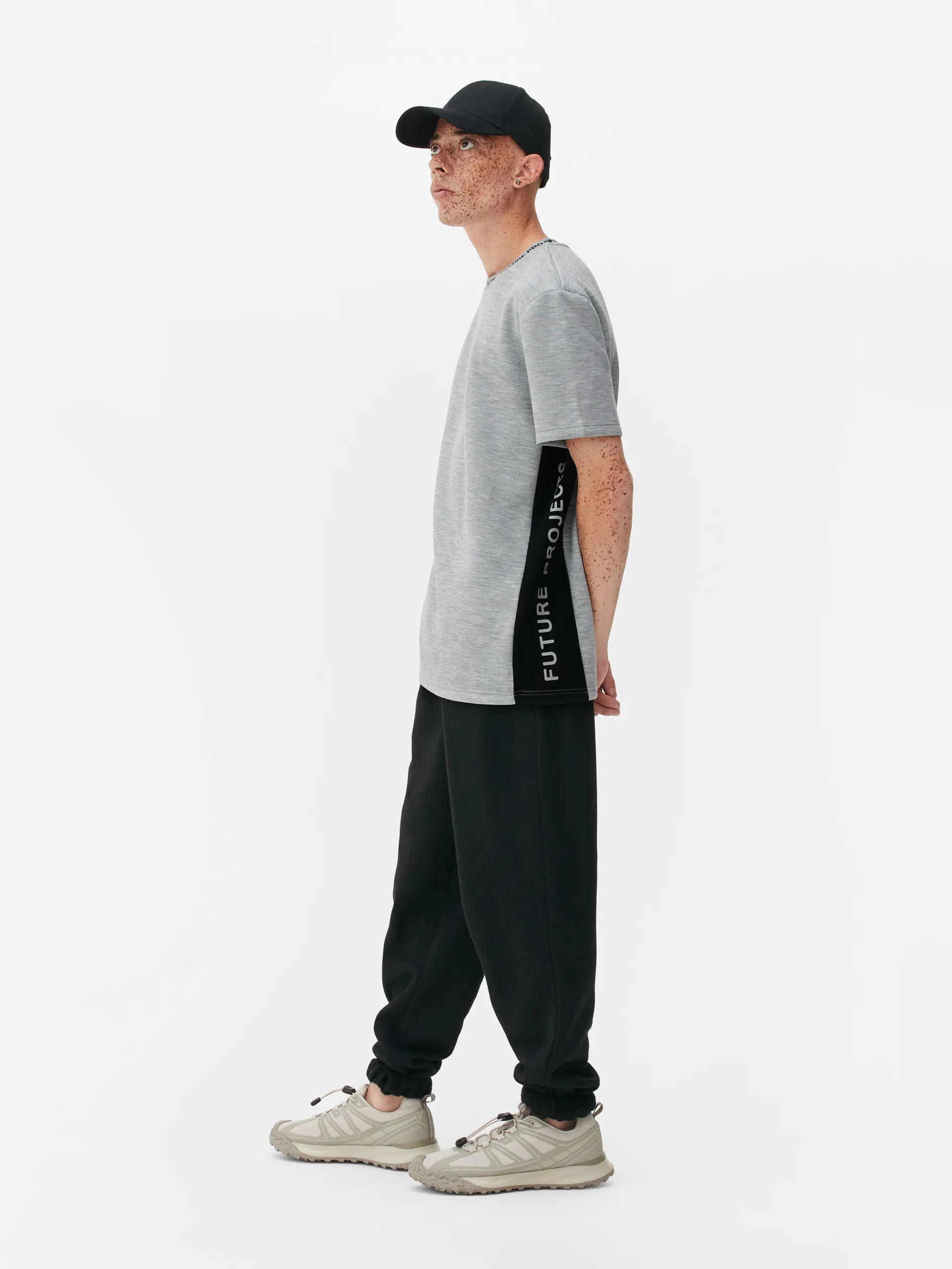 T-shirt decote redondo Future Projects