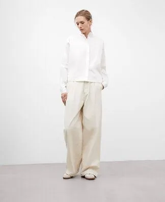 Short white cotton shirt for women