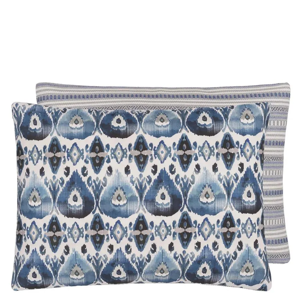 Cuzcita Indigo Outdoor Cushion
