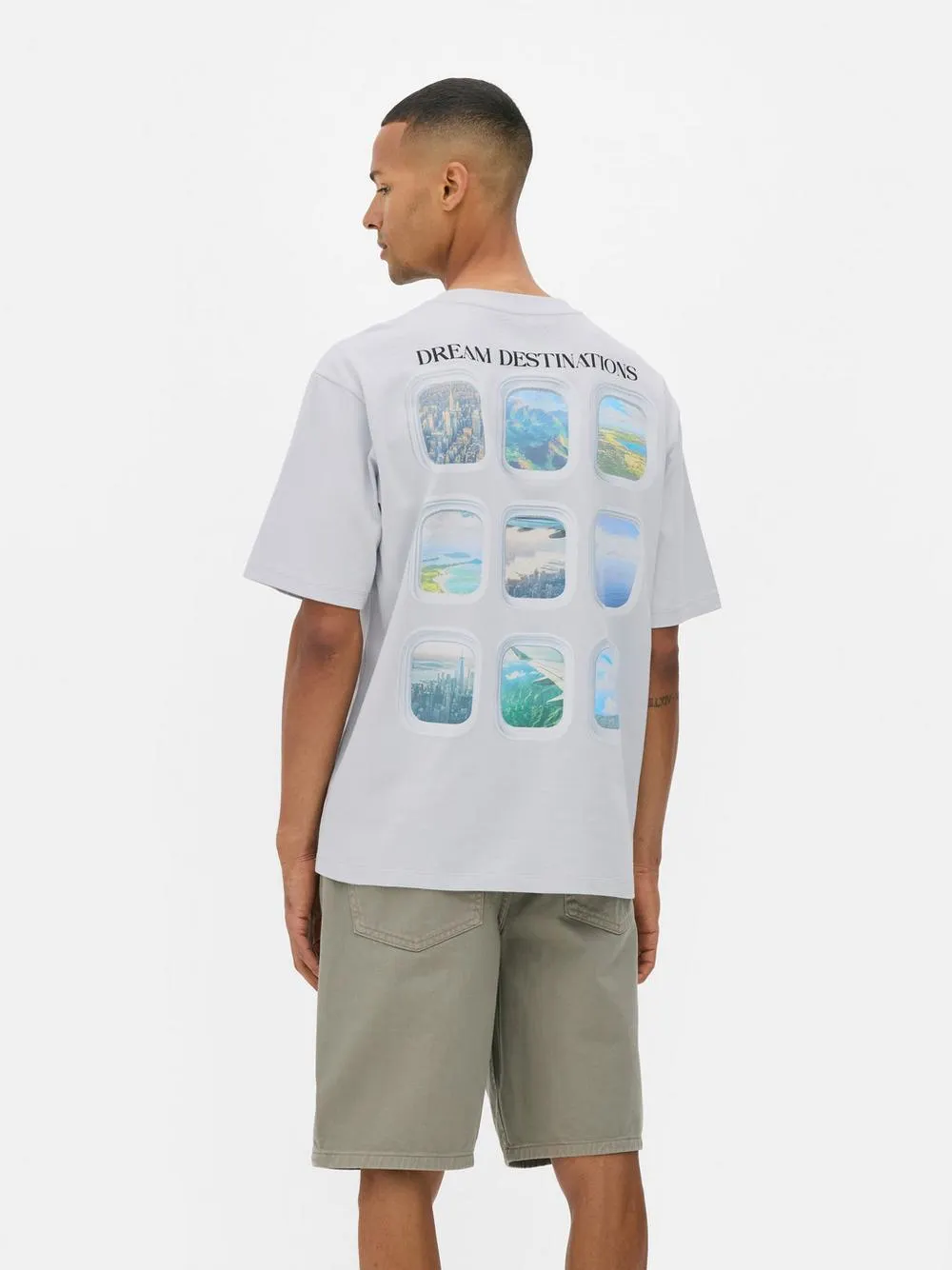 Camiseta gráfica de con ventanillas de avión