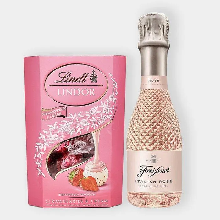Mini Rose Friexenet & Lindt Strawberries & Cream 200g