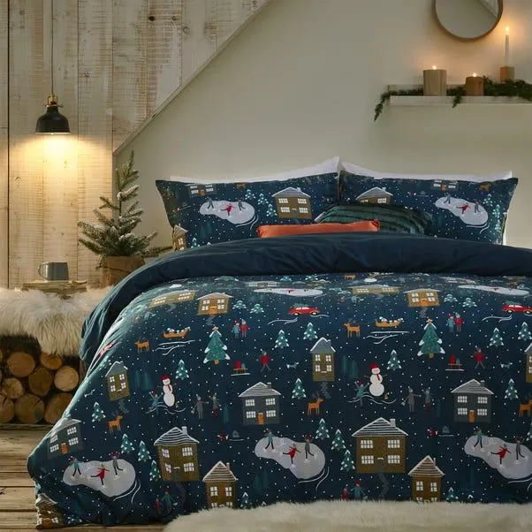 furn. Winter Pines Navy Duvet Cover and Pillowcase Set