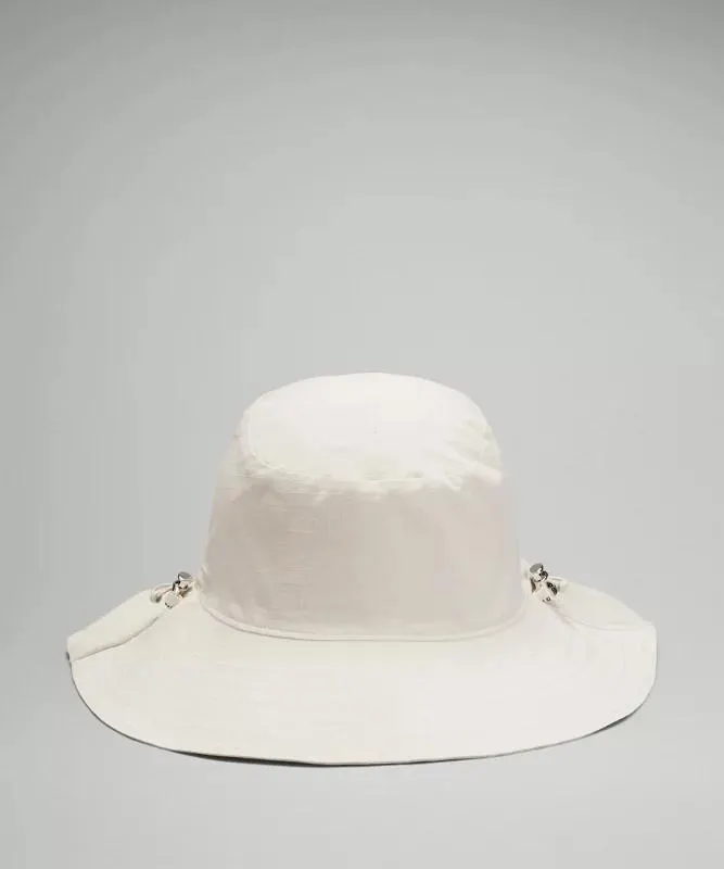 Women's Cinchable Wide Brim Bucket Hat