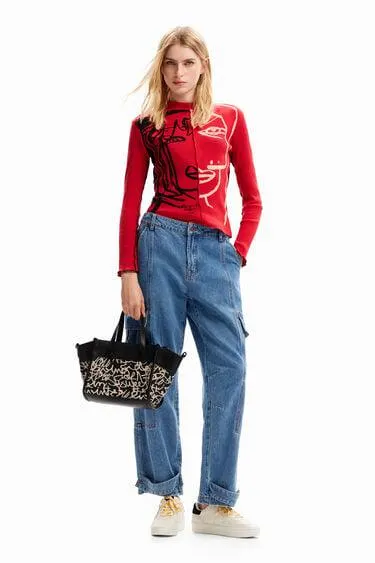 Midsize canvas text bag