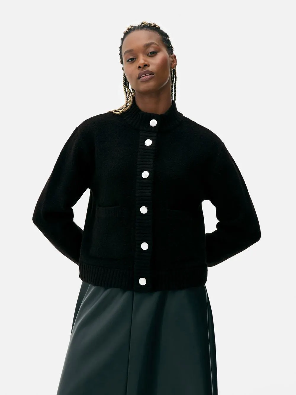 Cardigan im Bomberjacken-Stil mit Knopfleiste