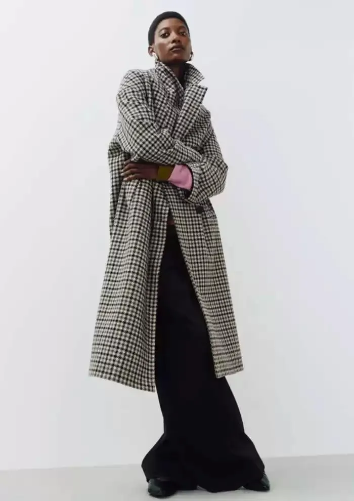 Autumn/Winter Womens Lookbook from 1 September to 28 February 2025 - Catalogue Page 9