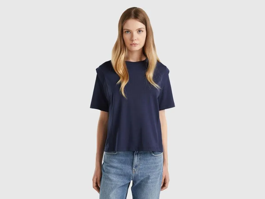 Regular fit t-shirt with creases