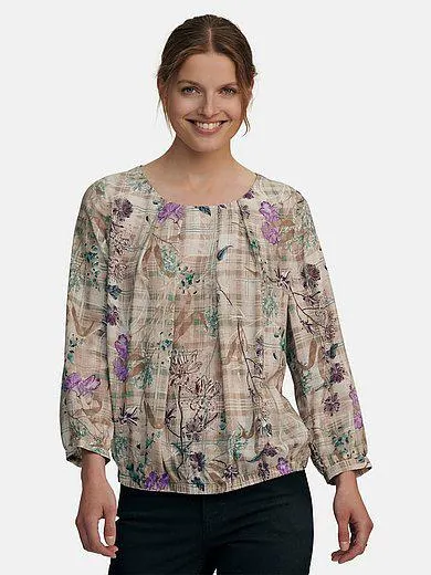Blouse with 3/4 sleeves and round neckline