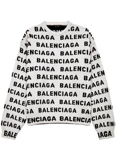 BALENCIAGA