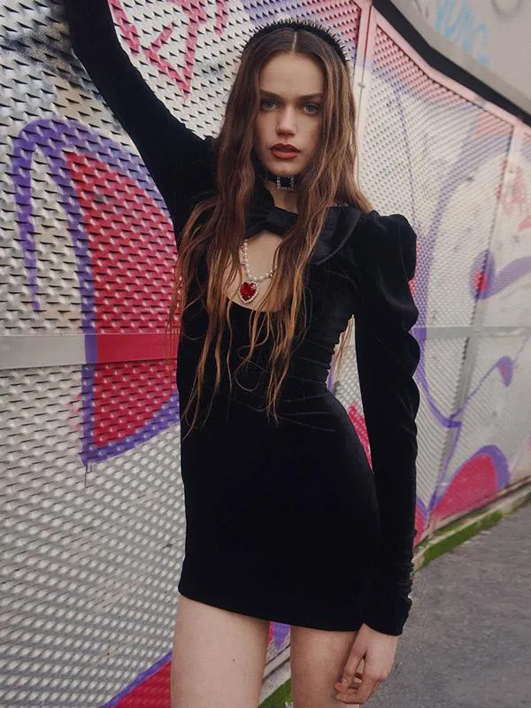 Party Dresses Black Jewel Neck Bows Long Sleeves Semi Formal Dress