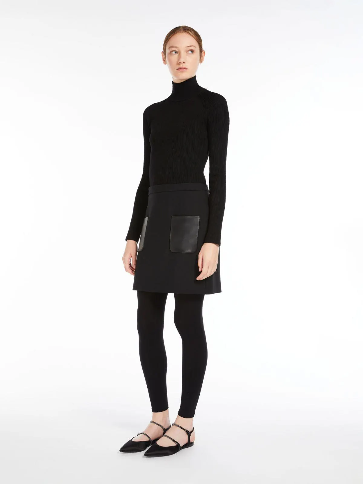 Stretch wool turtleneck