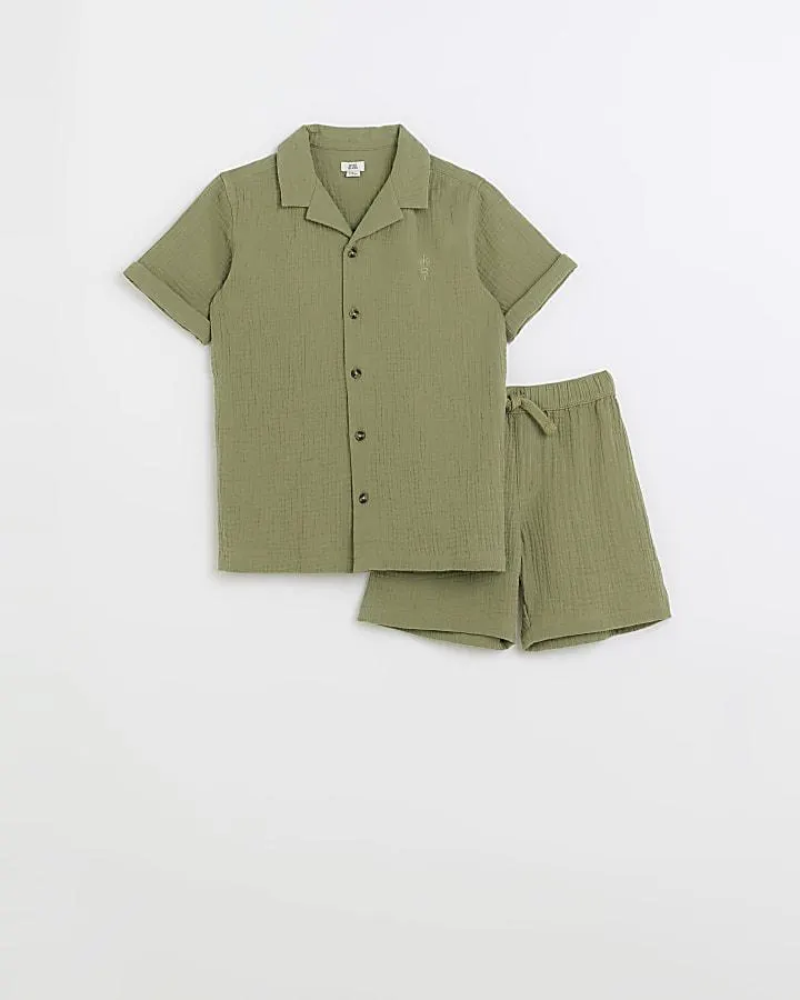 Boys green textured top and shorts set