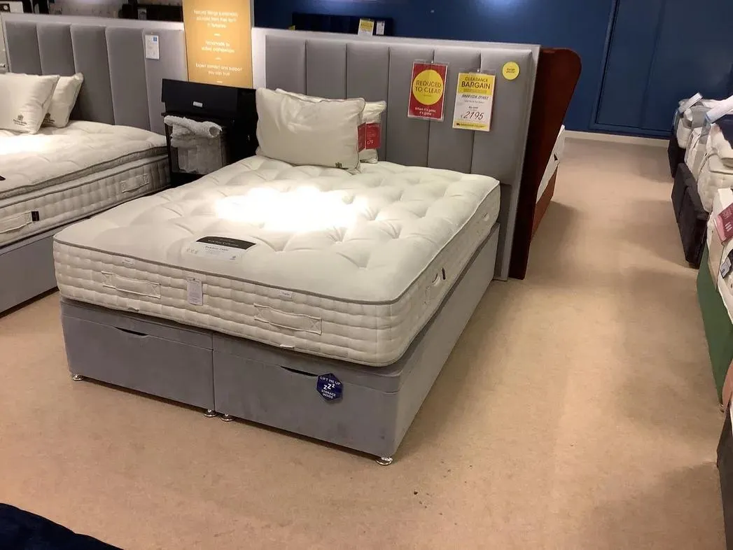 Harrison Spinks 15000 5’ Divan set and Headboard